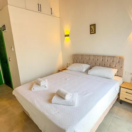 Carnaby Kuecuekkoey Hotel Ayvalı