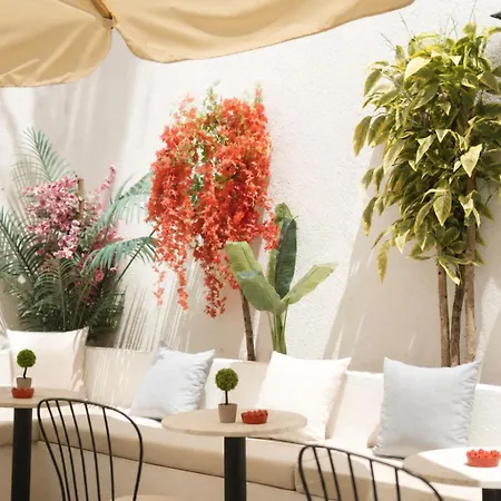 Hotel Carnaby Kuecuekkoey Ayvalı